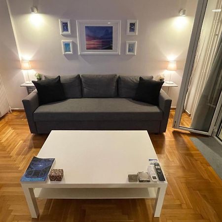 4 Newly Renovated Charming Apartments Steps From Panormou Metro Station Atenas Exterior foto