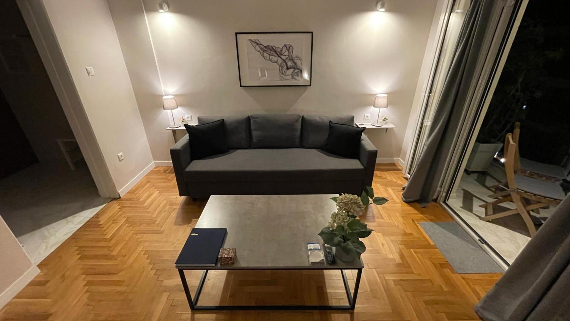4 Newly Renovated Charming Apartments Steps From Panormou Metro Station Atenas Exterior foto